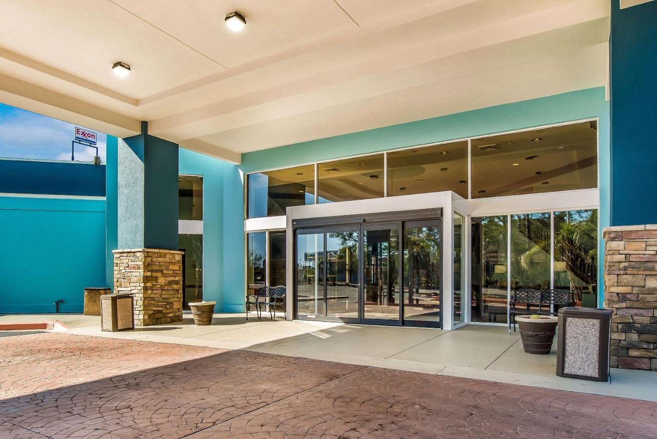 Clarion Inn & Suites Florence Zewnętrze zdjęcie