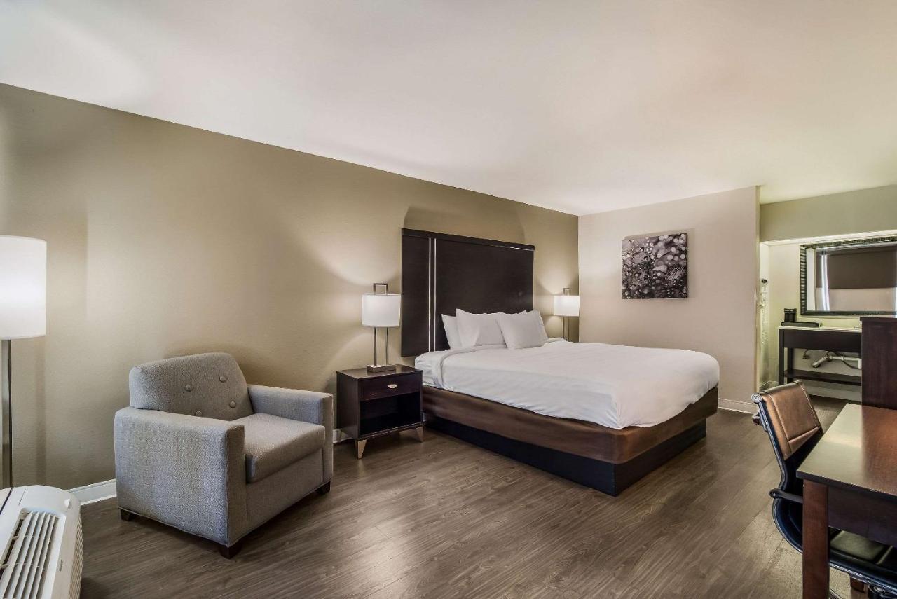 Clarion Inn & Suites Florence Zewnętrze zdjęcie