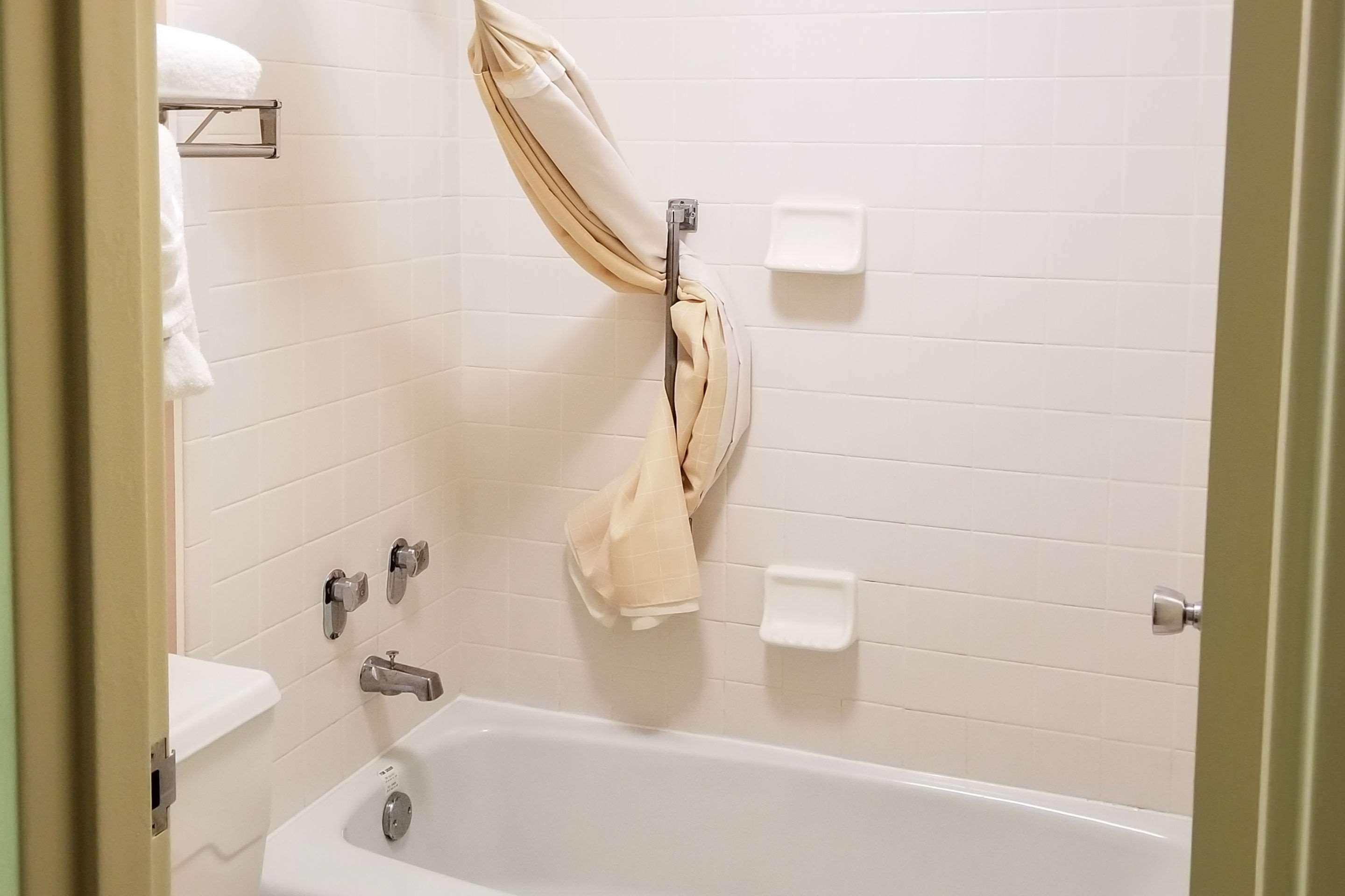 Clarion Inn & Suites Florence Zewnętrze zdjęcie