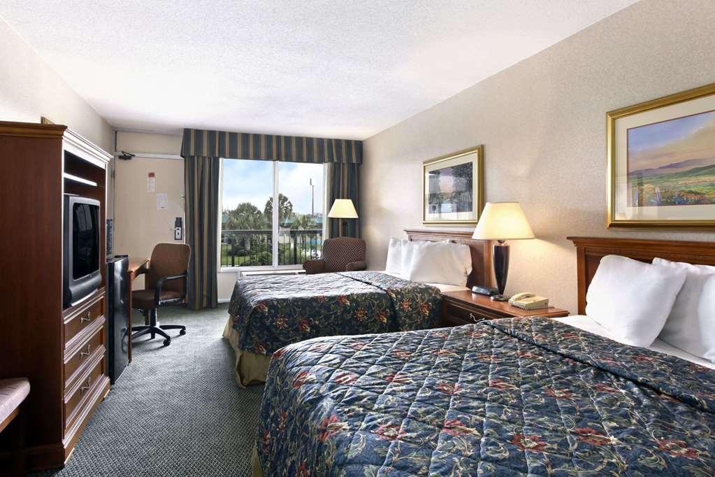 Clarion Inn & Suites Florence Zewnętrze zdjęcie
