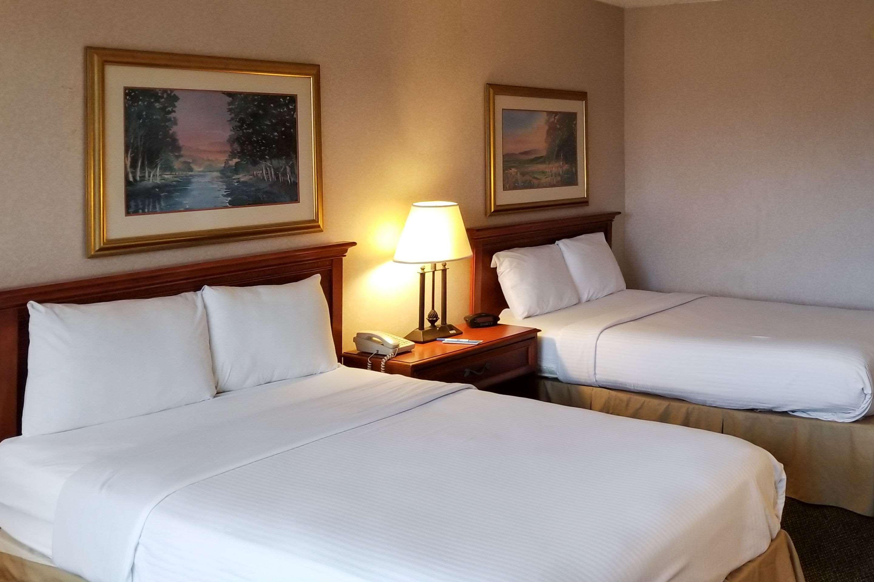 Clarion Inn & Suites Florence Zewnętrze zdjęcie