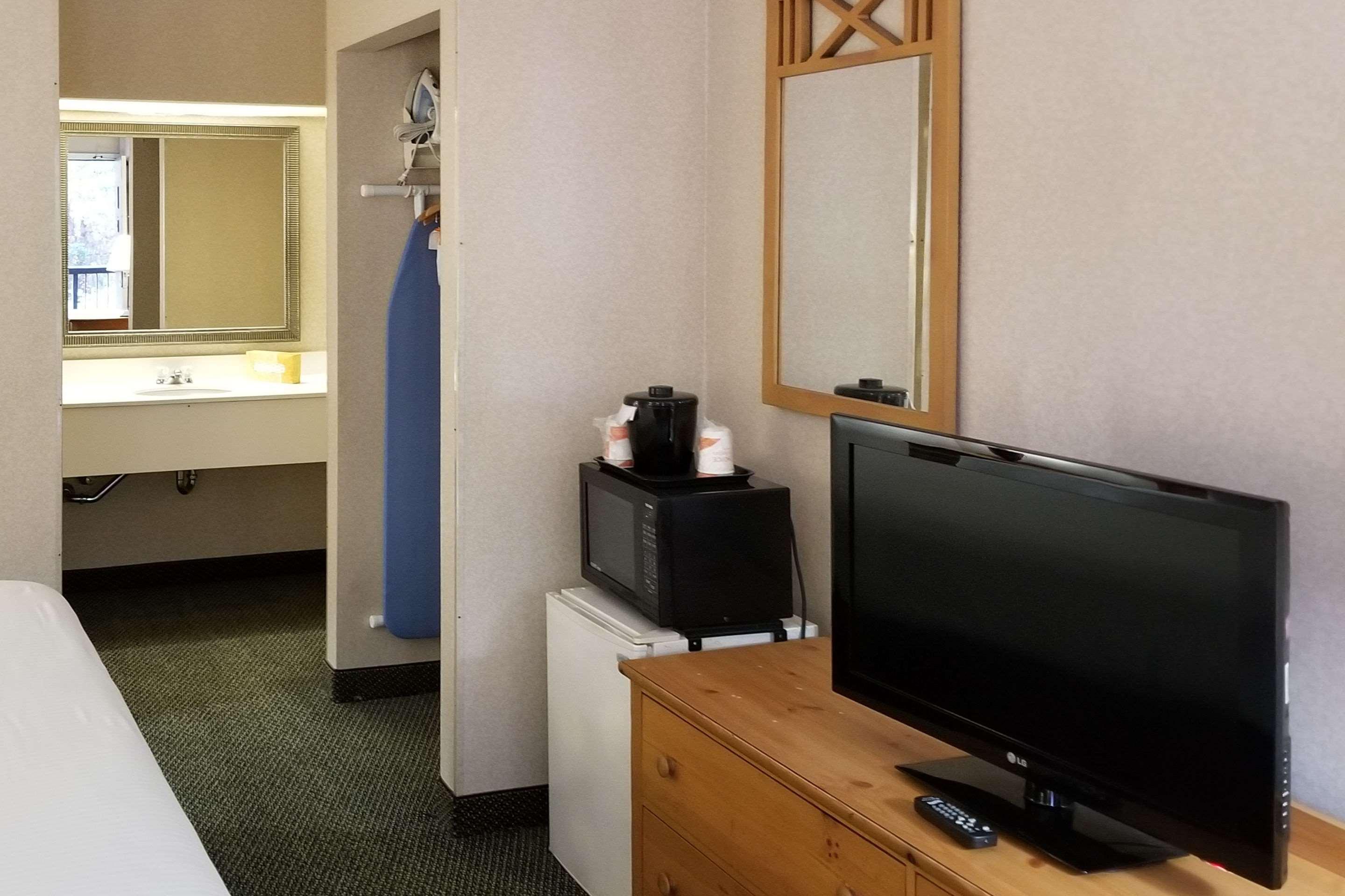 Clarion Inn & Suites Florence Zewnętrze zdjęcie