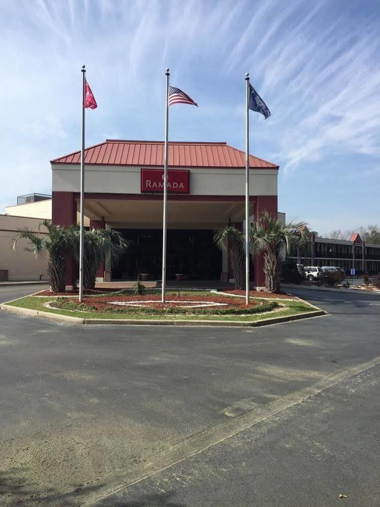 Clarion Inn & Suites Florence Zewnętrze zdjęcie